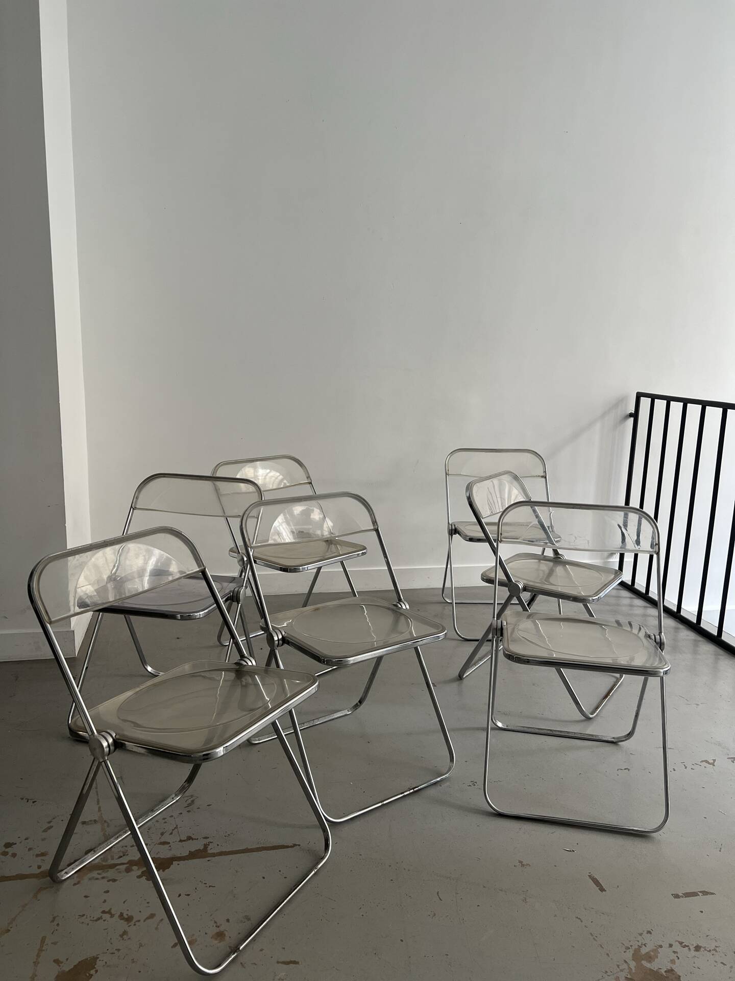 Chaises  «  Plia » par Giancarlo Piretti pour Castelli