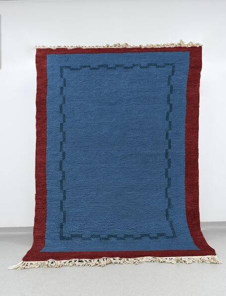 Slate blue and oxblood wool rug, 150/250cm