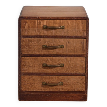 Commode kotansu japonaise à 4 tiroirs – Japon, période Shōwa, vers 1960