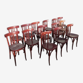 Lot bistrot 9 tables et 16 chaises mahieu Jule bry