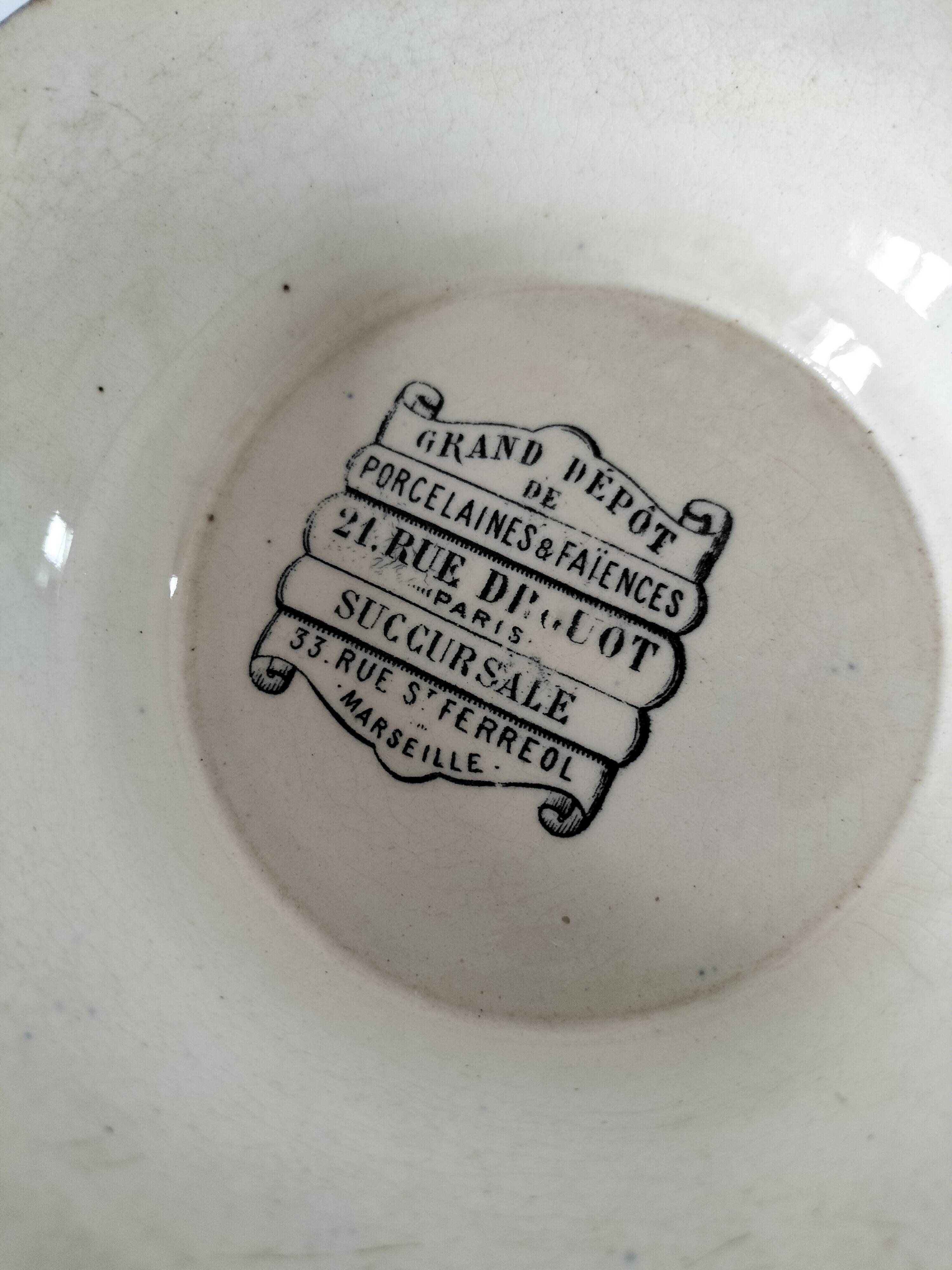 E. Bourgeois Grand Dépôt plant blue decoration washbasin plate