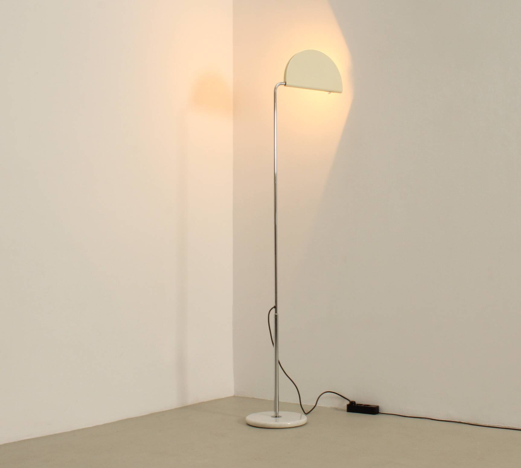 Mezzaluna floor lamp by Bruno Gecchelin for Skipper, Italy, 1975