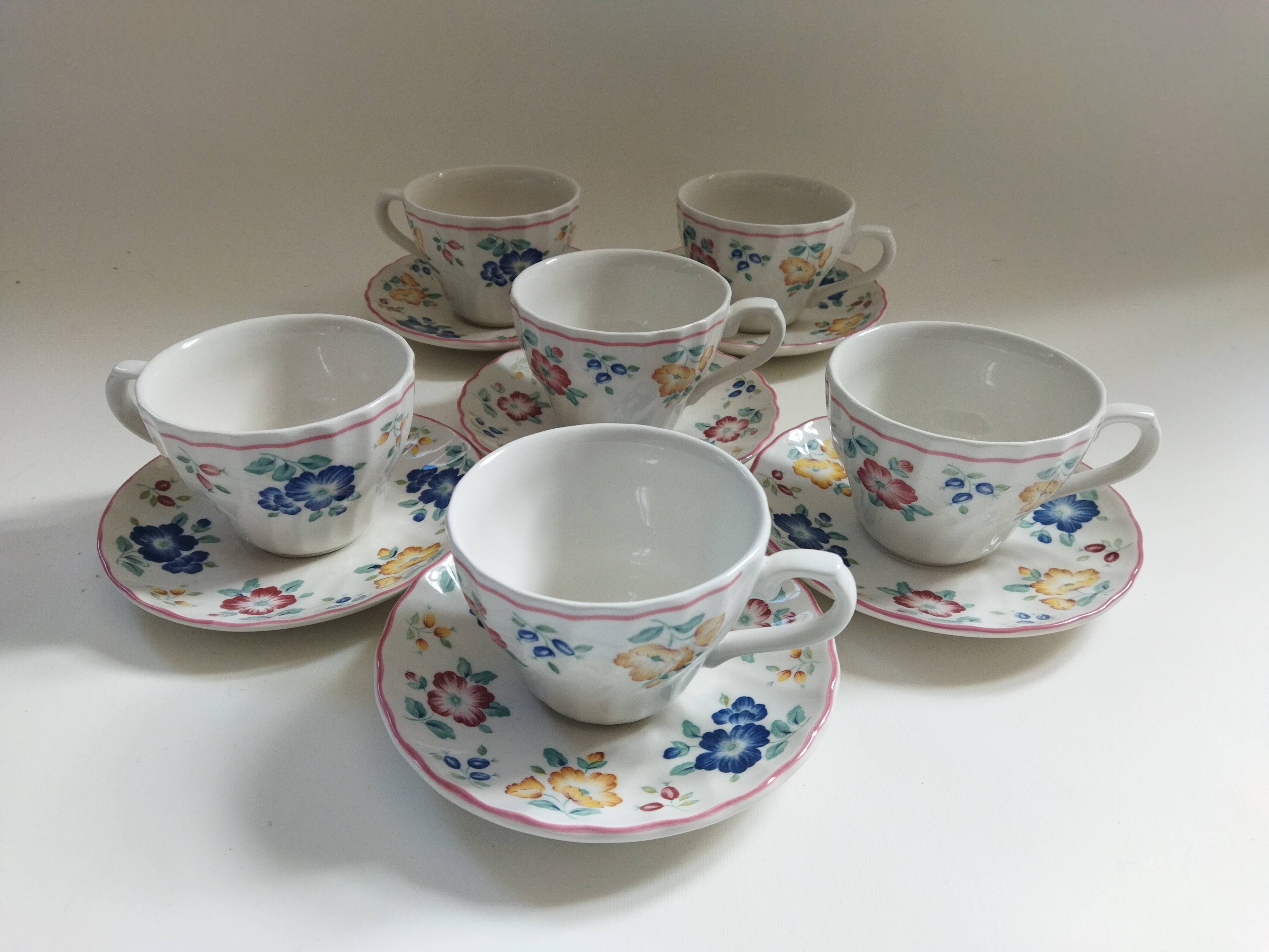 6 English cups Churchill Rosetta