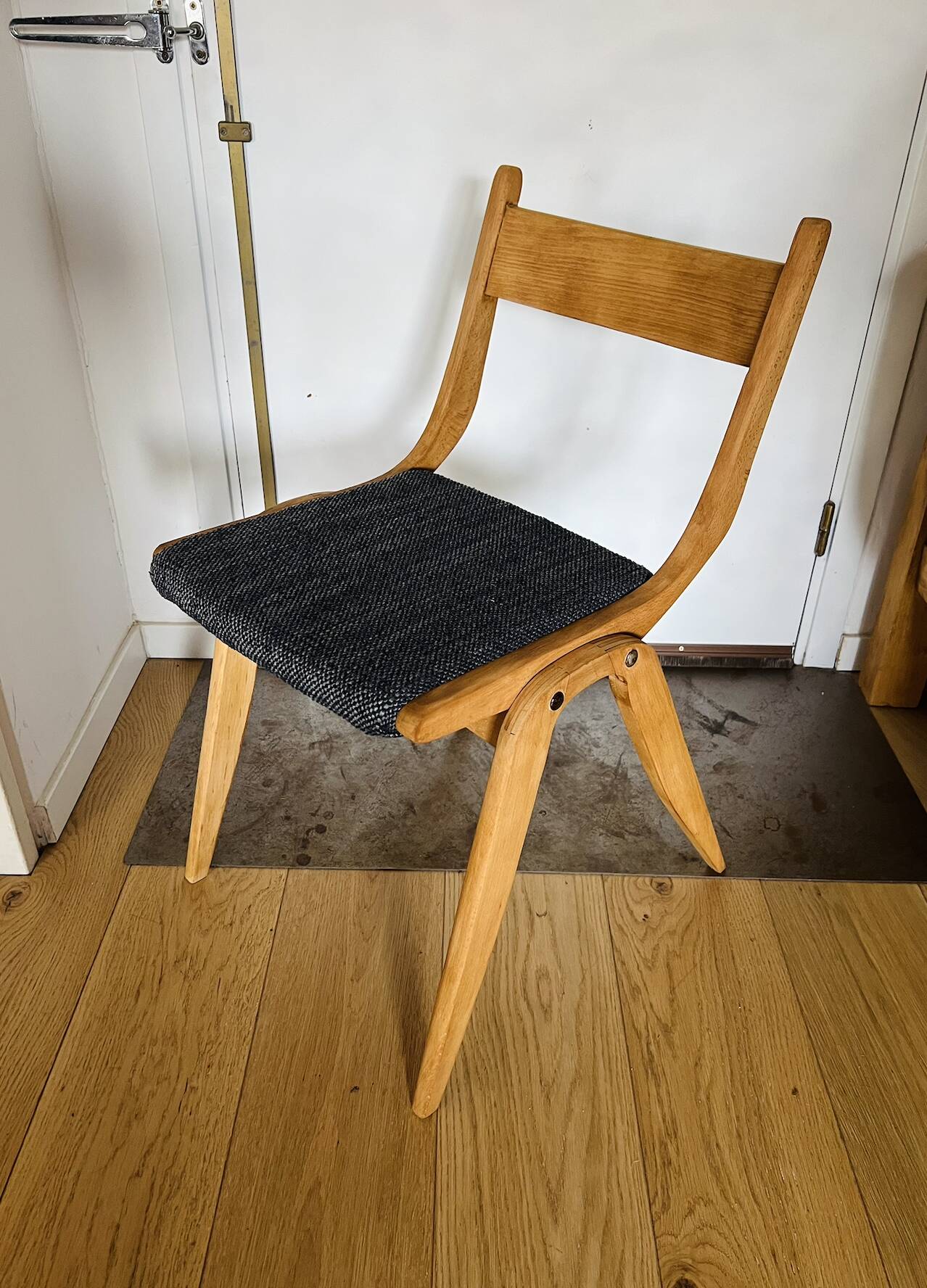 (Lot) 3 Compass Leg Chairs 1960s Scandinavian