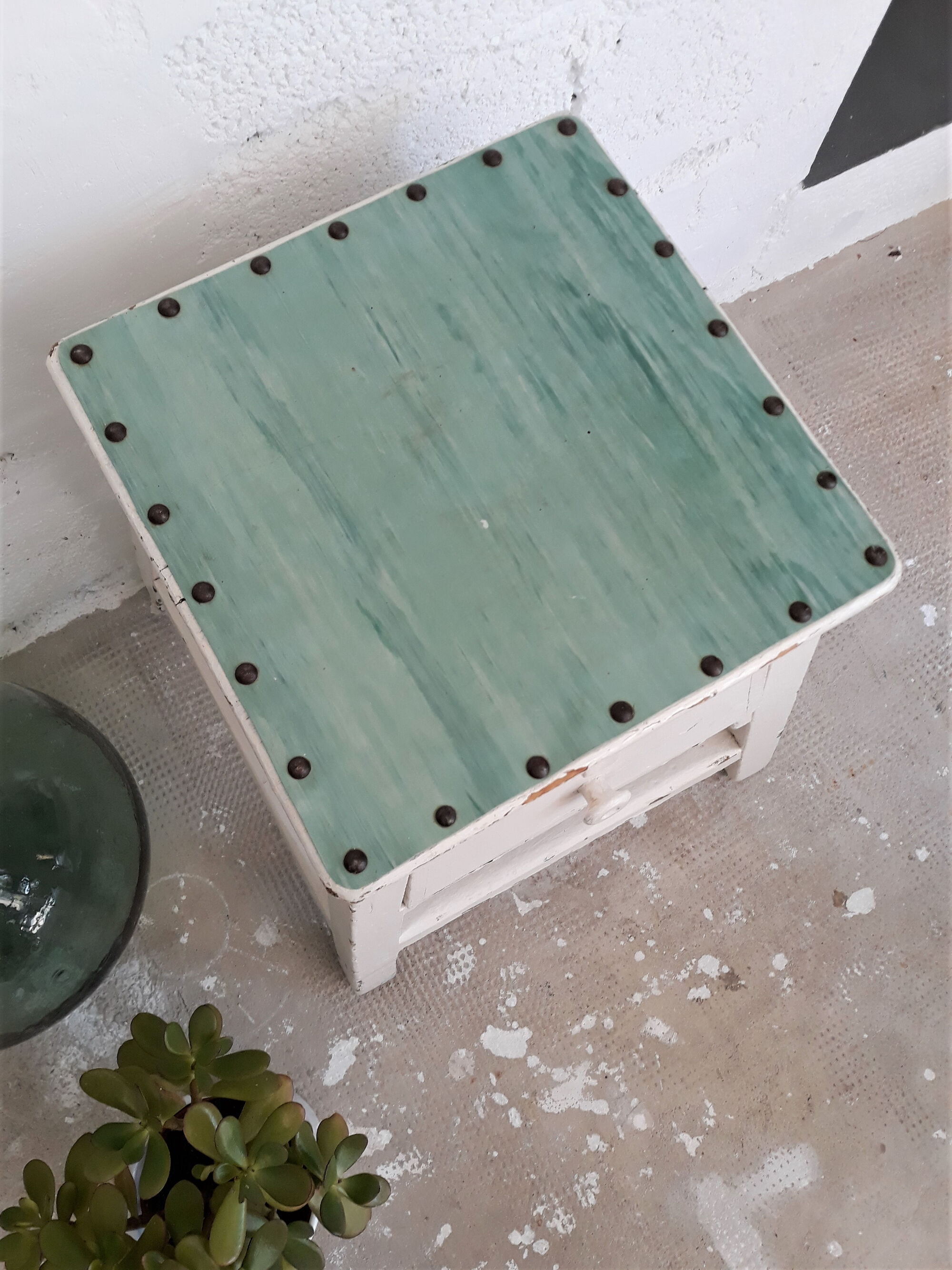 Wooden waxer's stool with drawer
