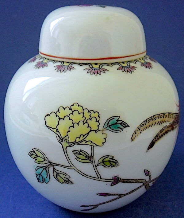 Chinese porcelain ginger pot decorated with a pheasant