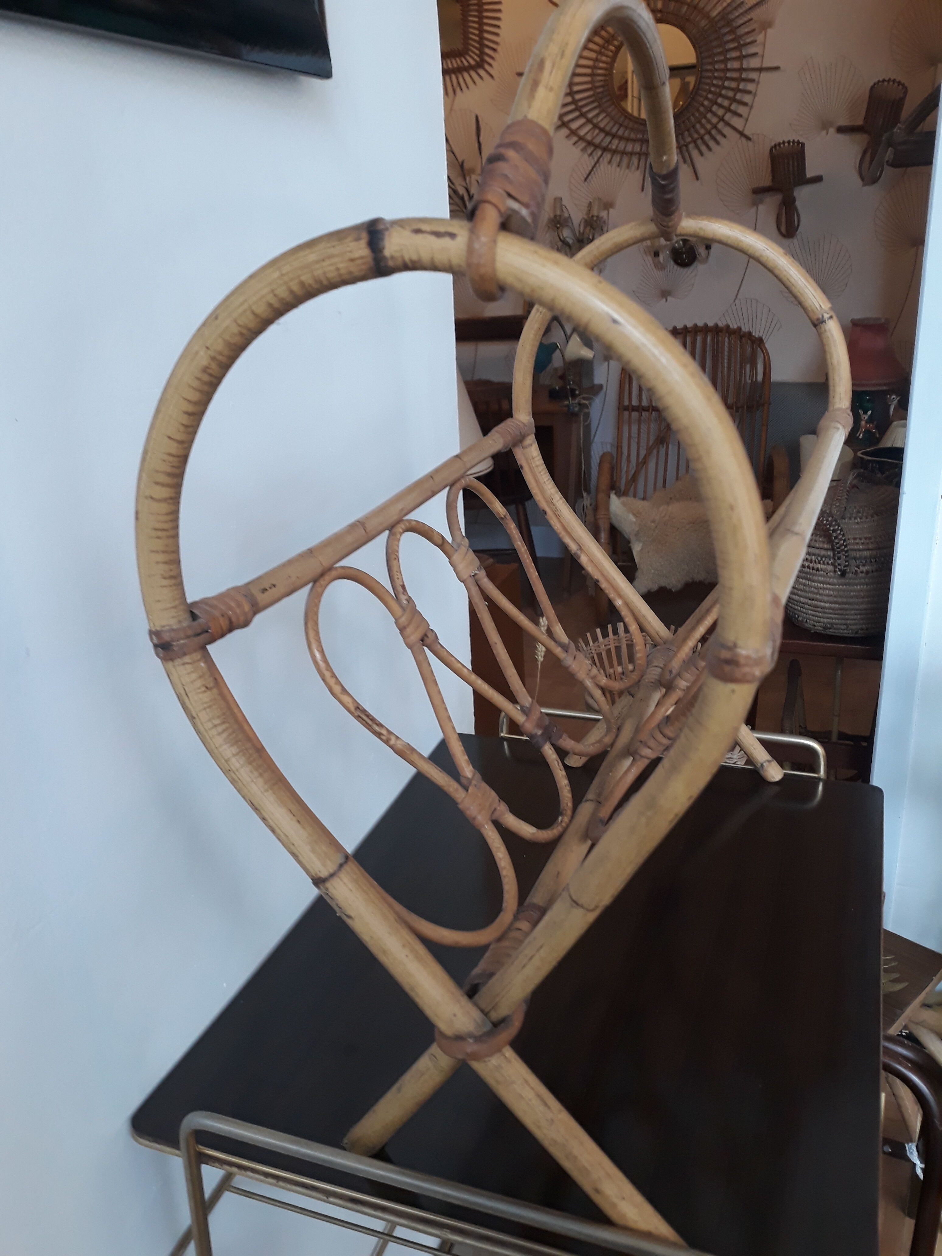 Magazine rack