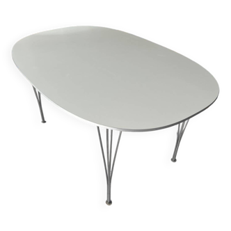 Fritz Hansen Superellipse Table