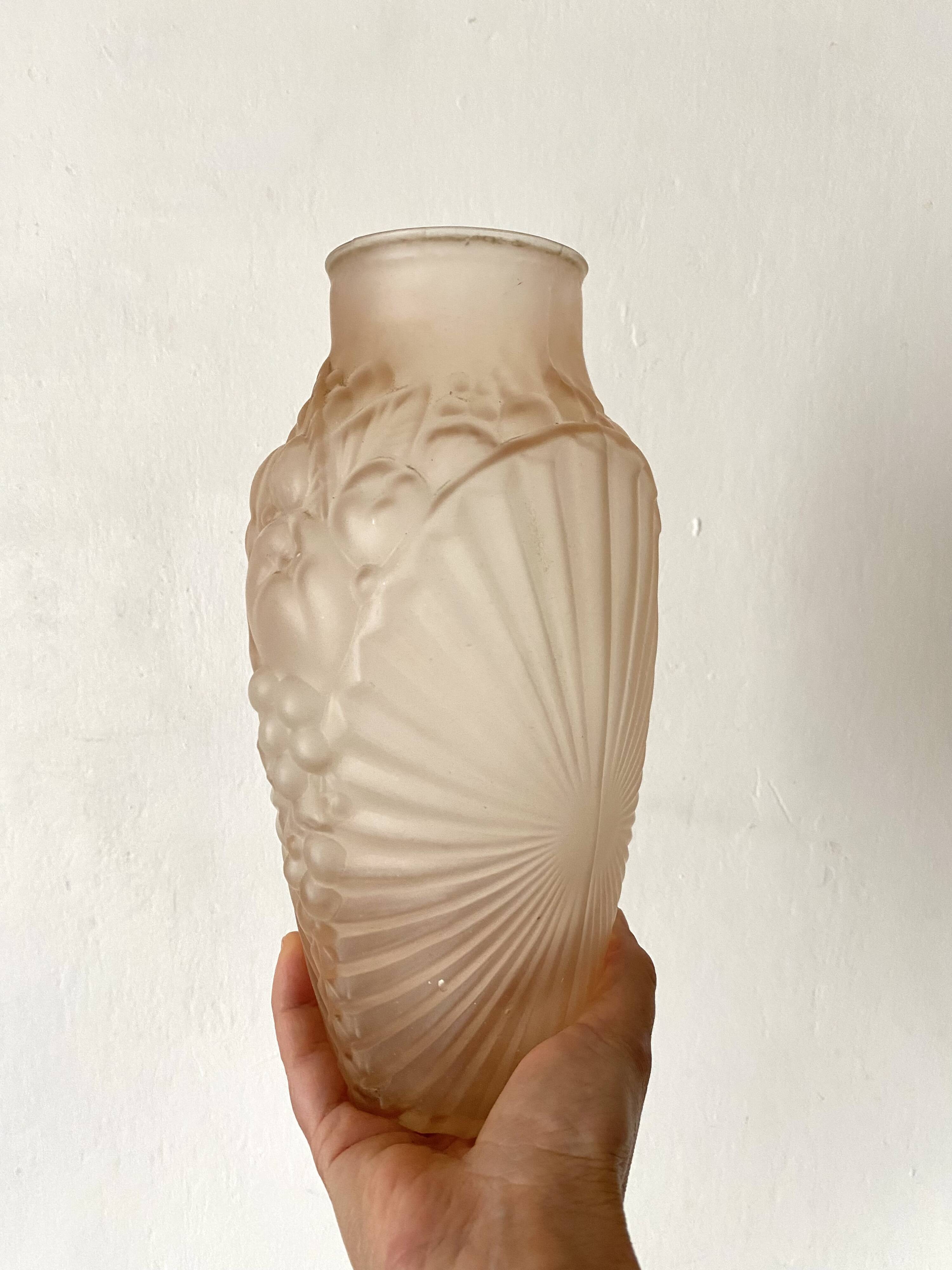 Art deco vase