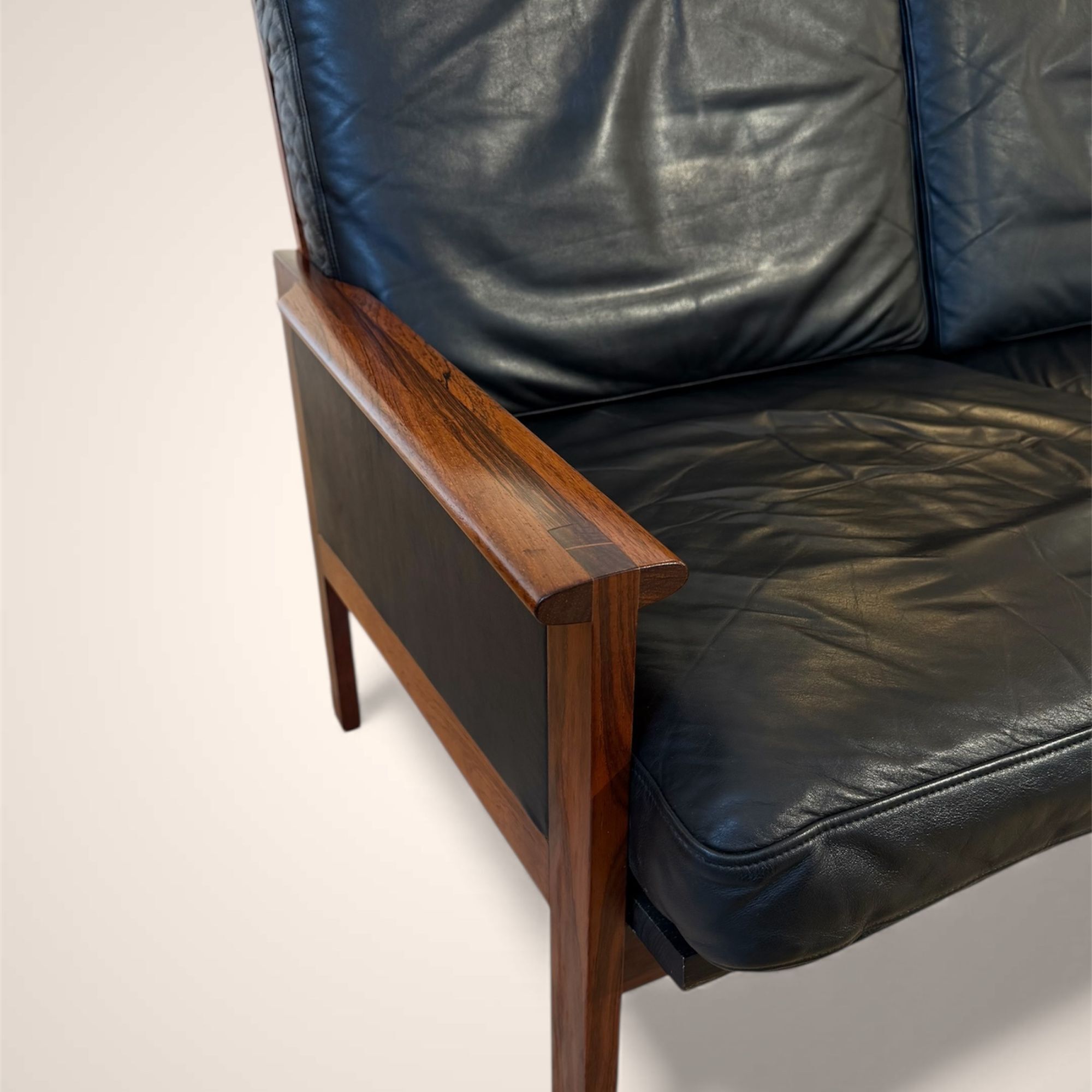 Sofa Capella by Illum Wikkelsø