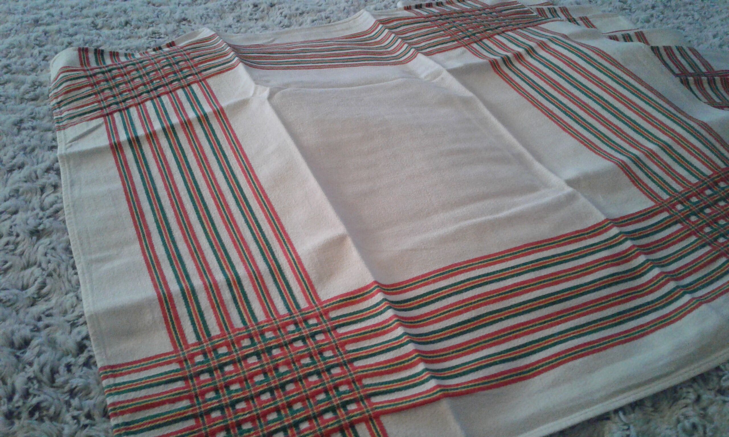 14 napkins. "Basque" decorations vintage