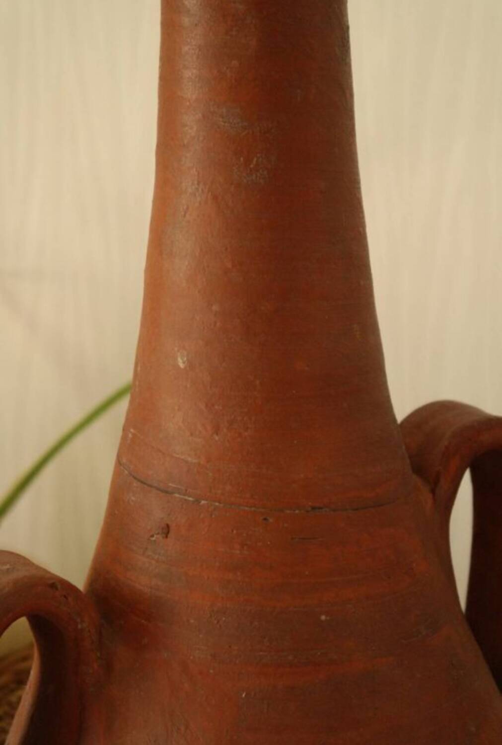 Vintage terracotta lamp base