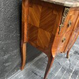 Small transition style jumping chest of drawers.