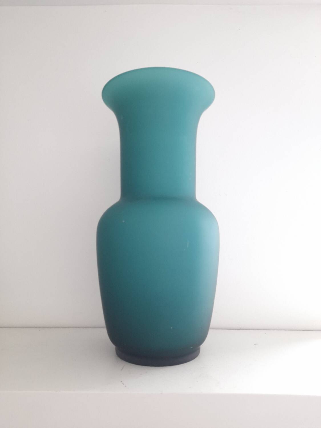 Large green satin Murano glass vase
