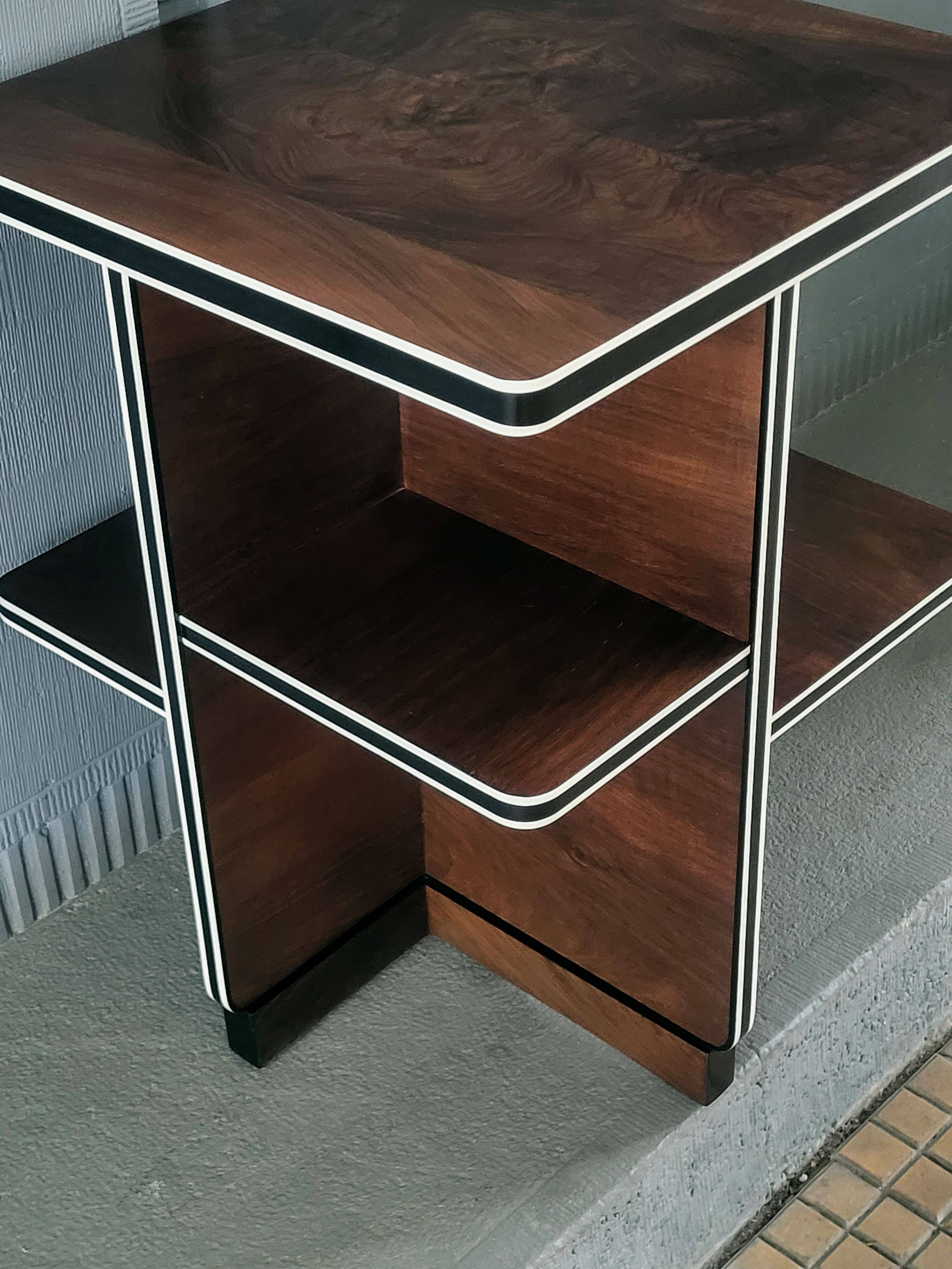 Art Deco coffee table by Waring & Gillow, 1930s, walnut, burr walnut top