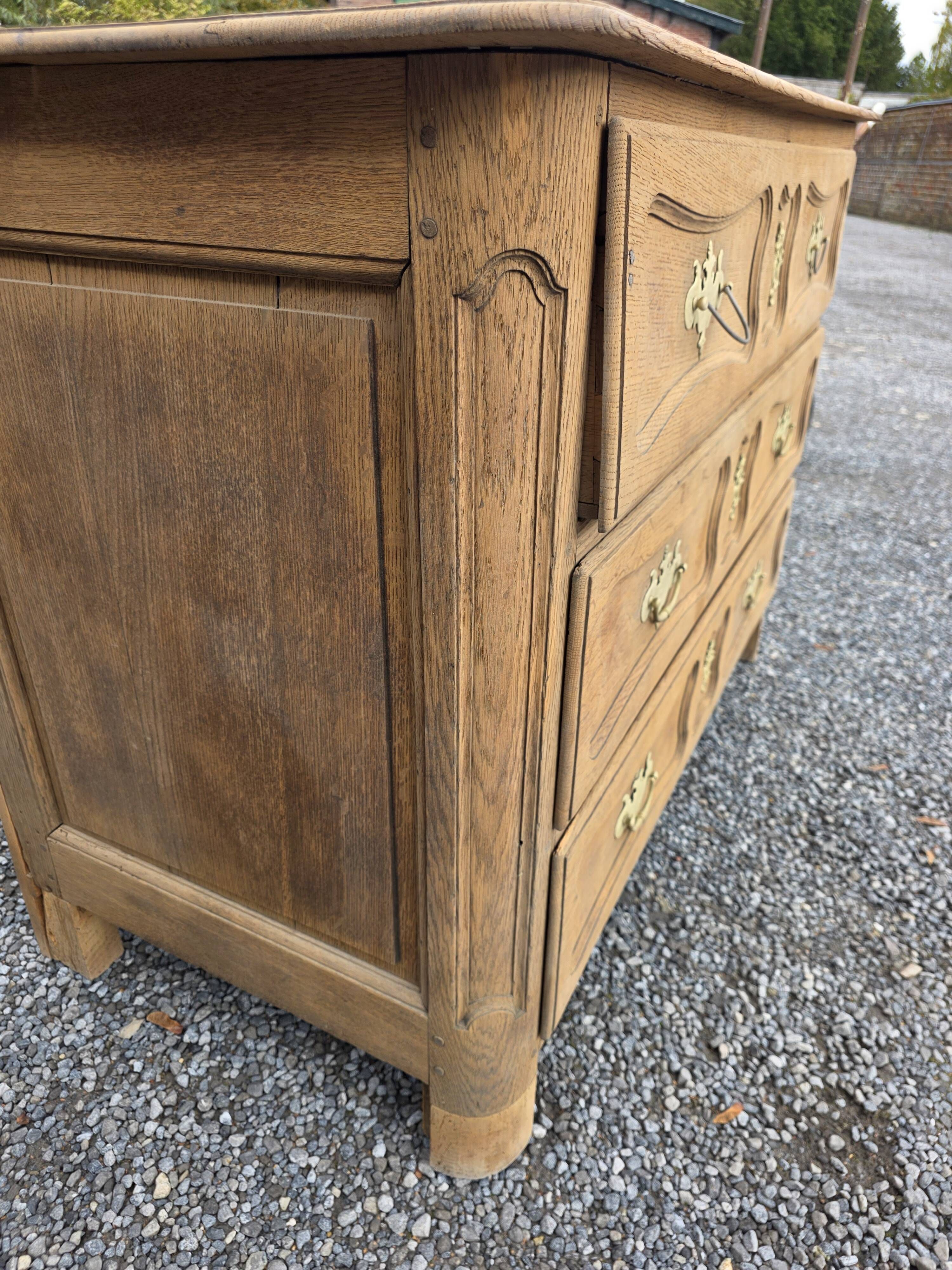18th-century Louis XV oak commode