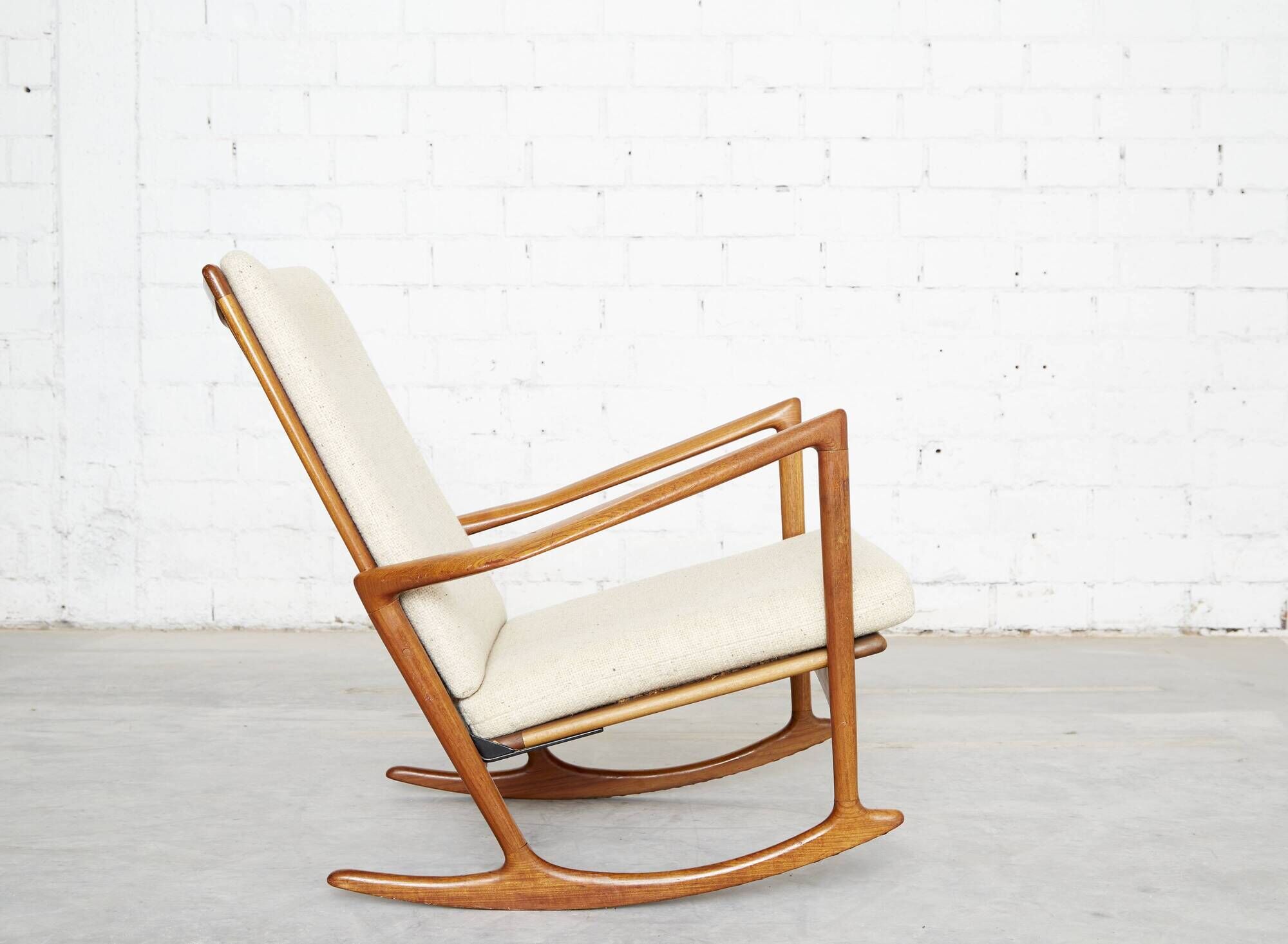 Rocking chair, model 650-15, by Ib Kofod-Larsen for Chr. Linneberg