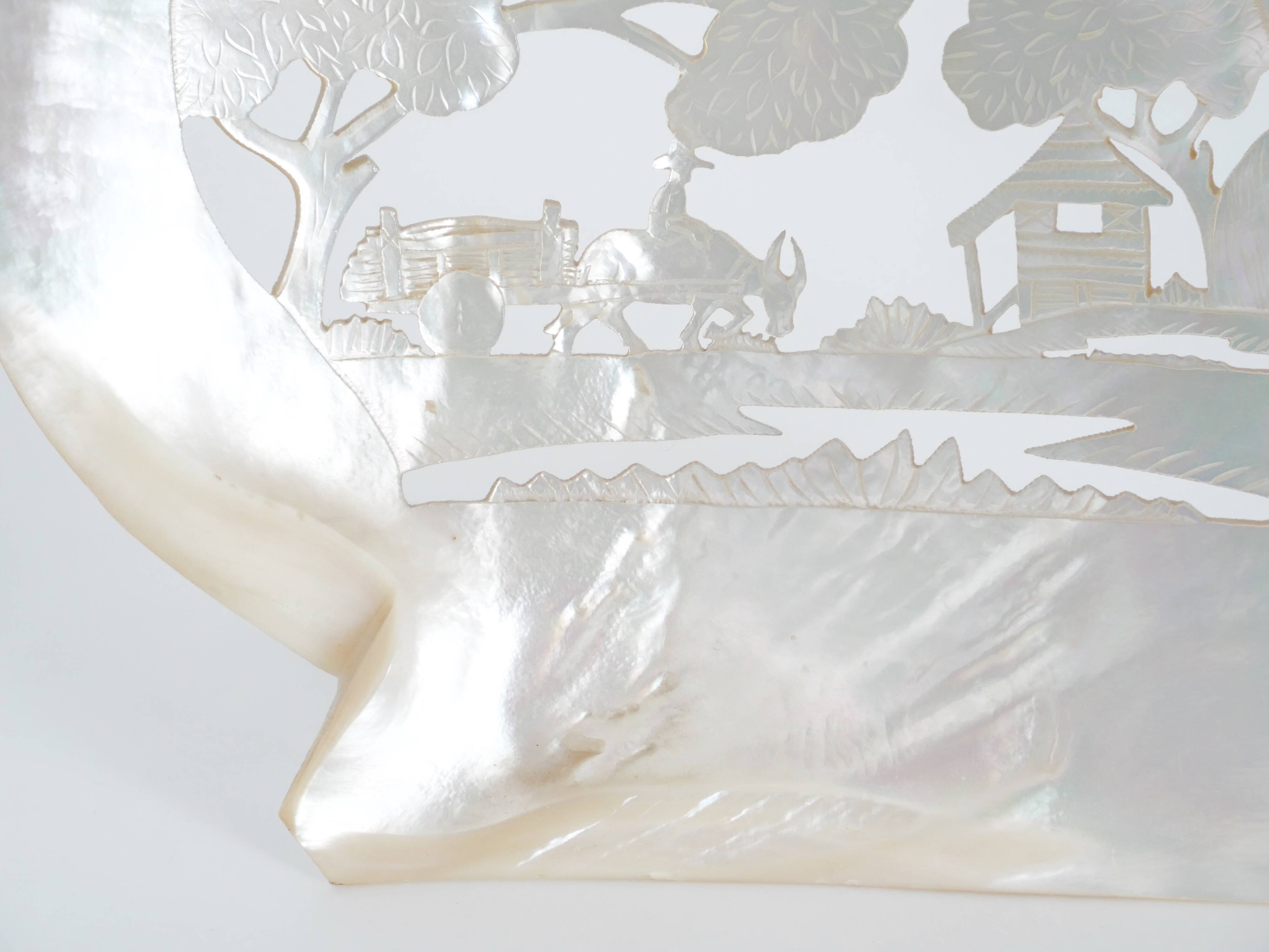 Mother-of-pearl shell openwork asian deco photophore