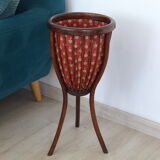 Rattan plant holder worker