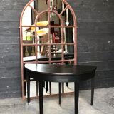 Console half moon shape