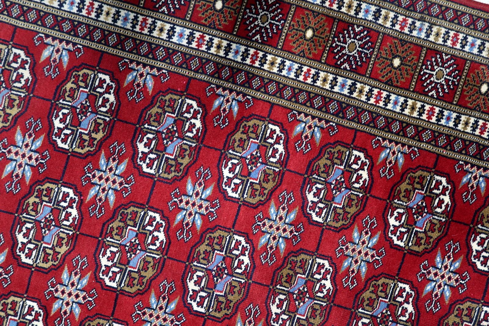 Vintage Uzbek Bukhara rug 122' x 213' 1960s - 1C1227
