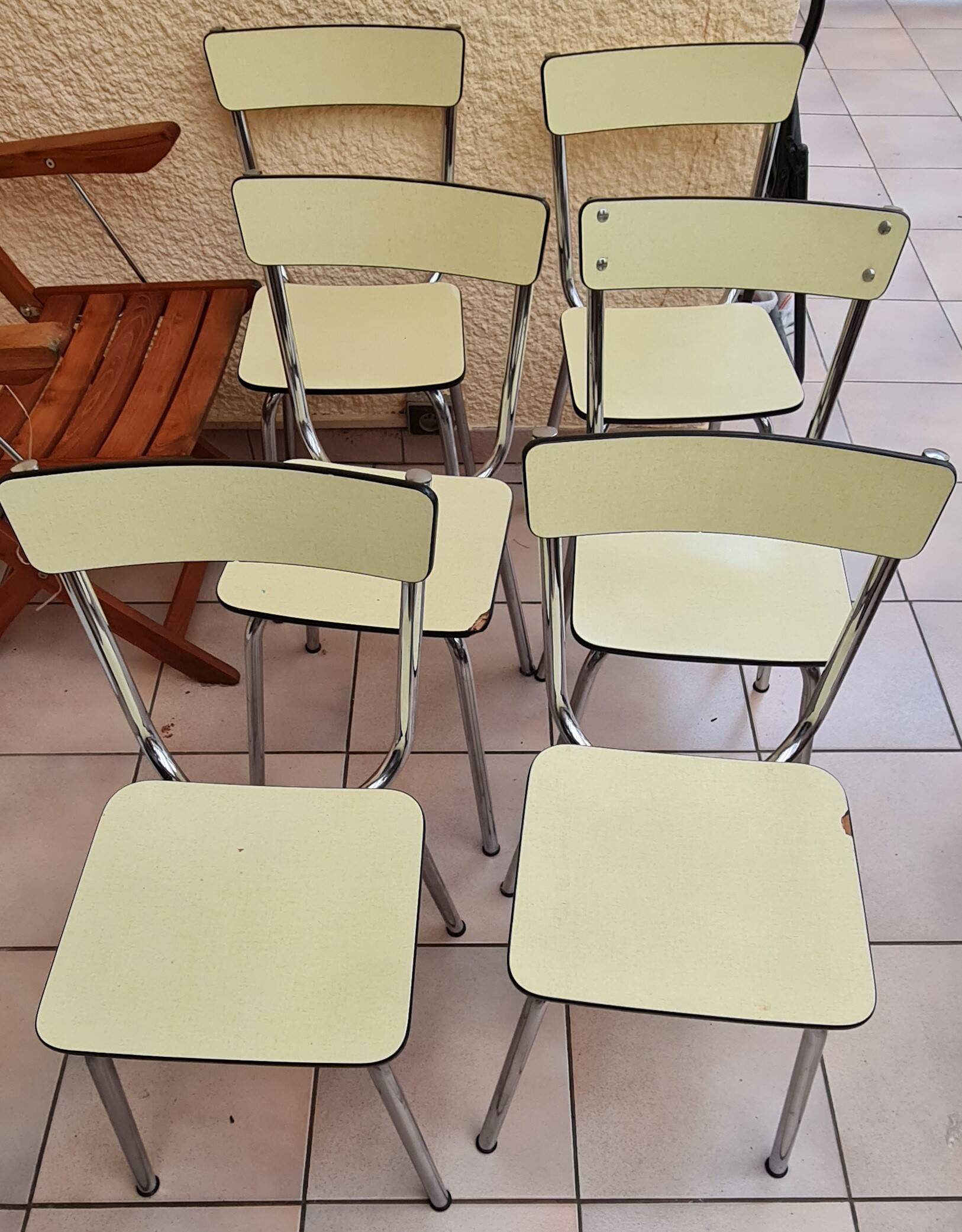 Table de cuisine et chaises