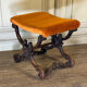 Tabouret en X, bois sculpté, XIXème siècle