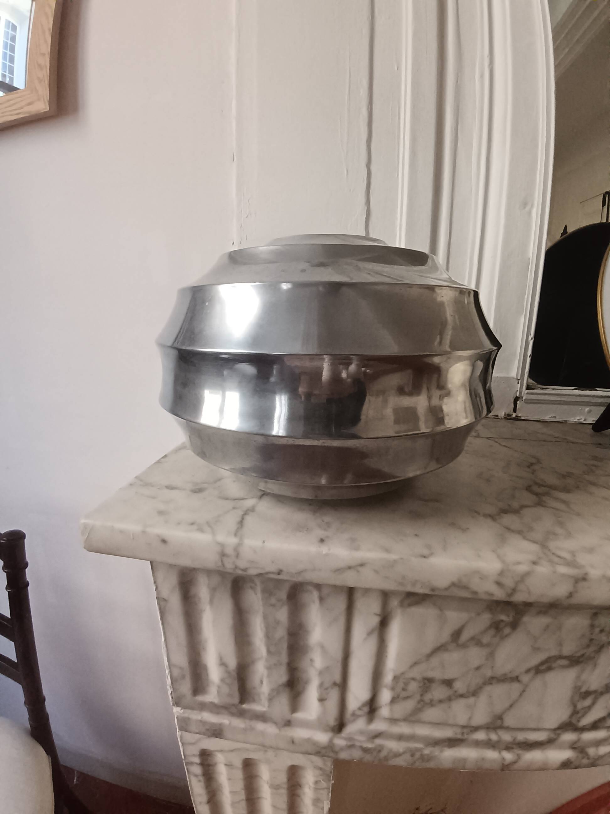 Vintage chrome vase/pot