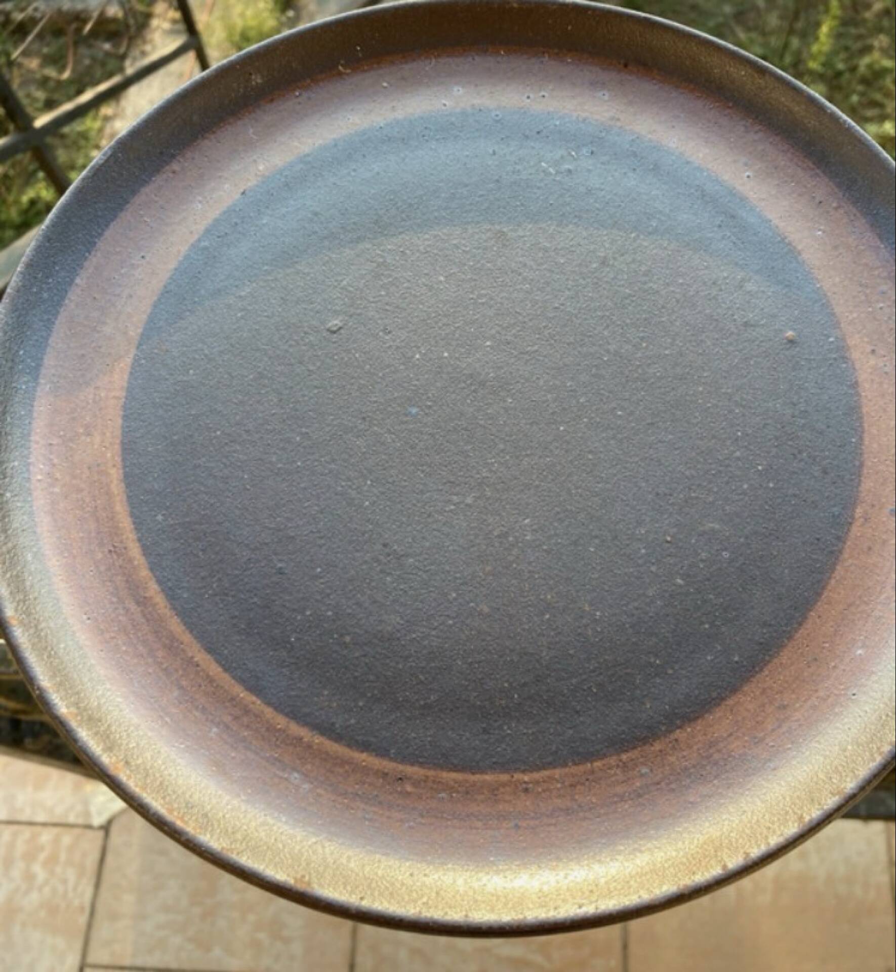 Raw organic flat plates Gre du Marais
