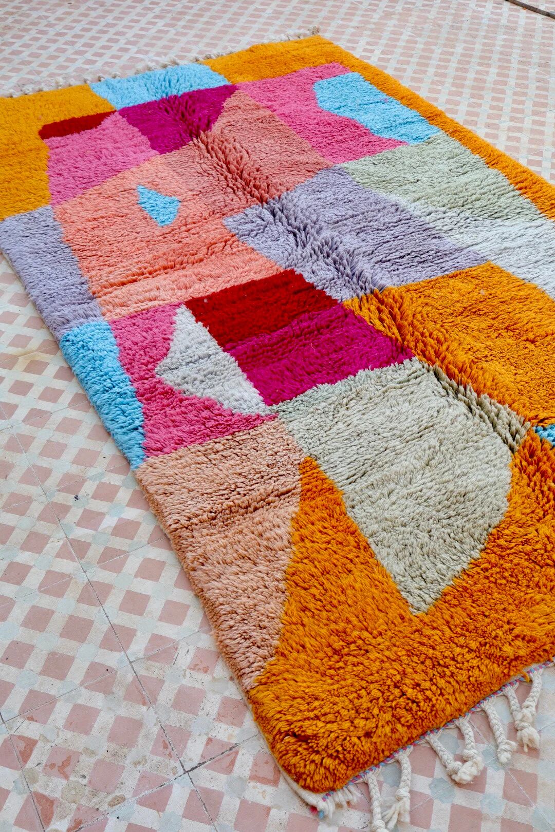 Contemporary high-quality multicoloured Azilal Berber rug - 246 x 153 cm