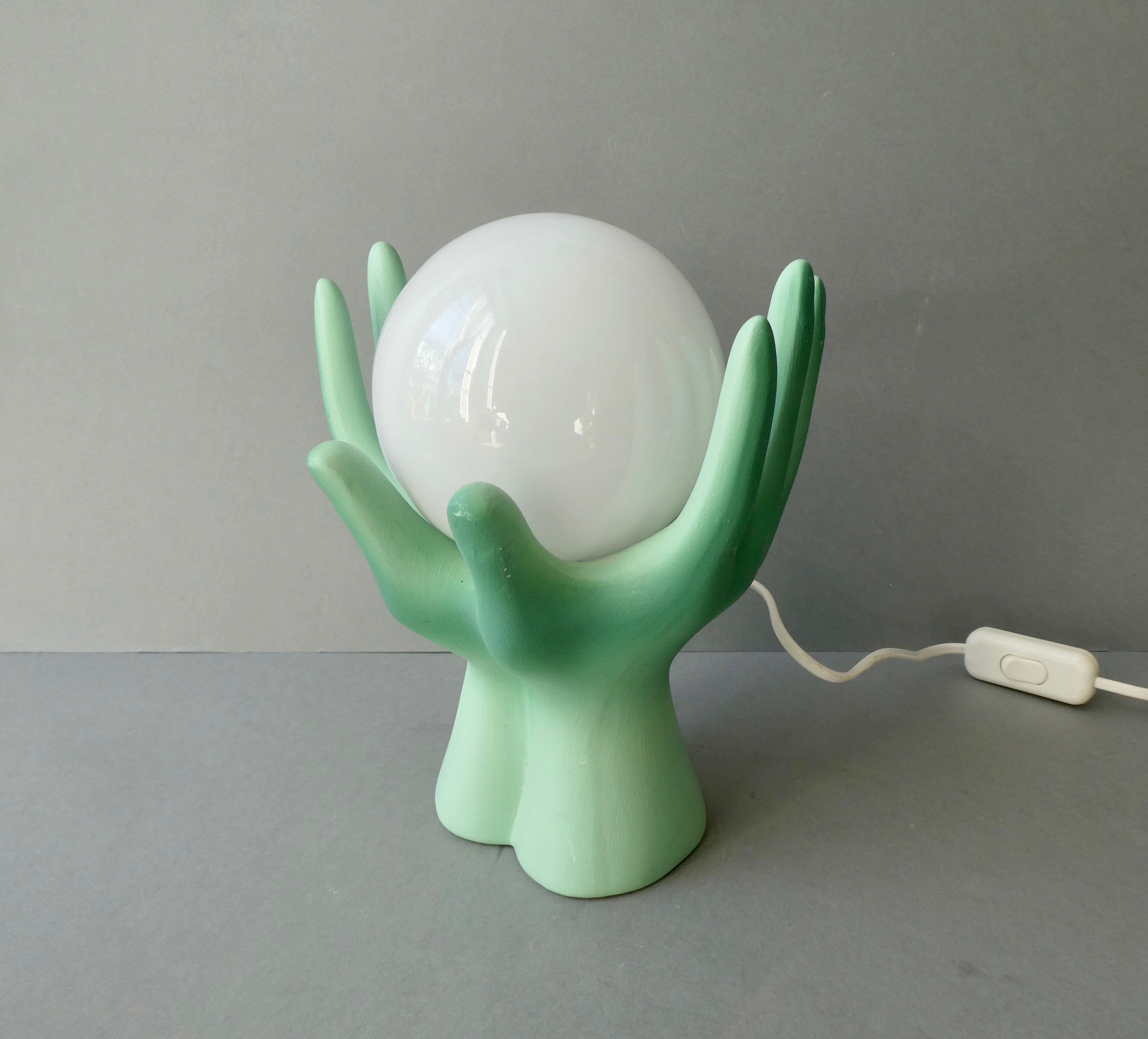 Ceramic hand lamp and opaline globe