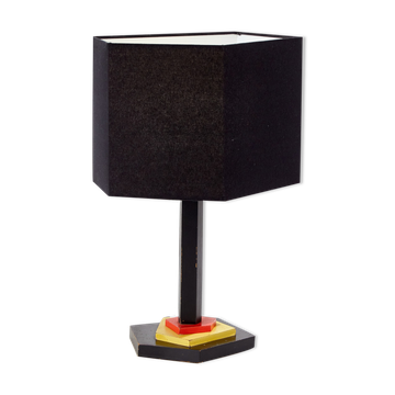Lampe de table géométrique en bois