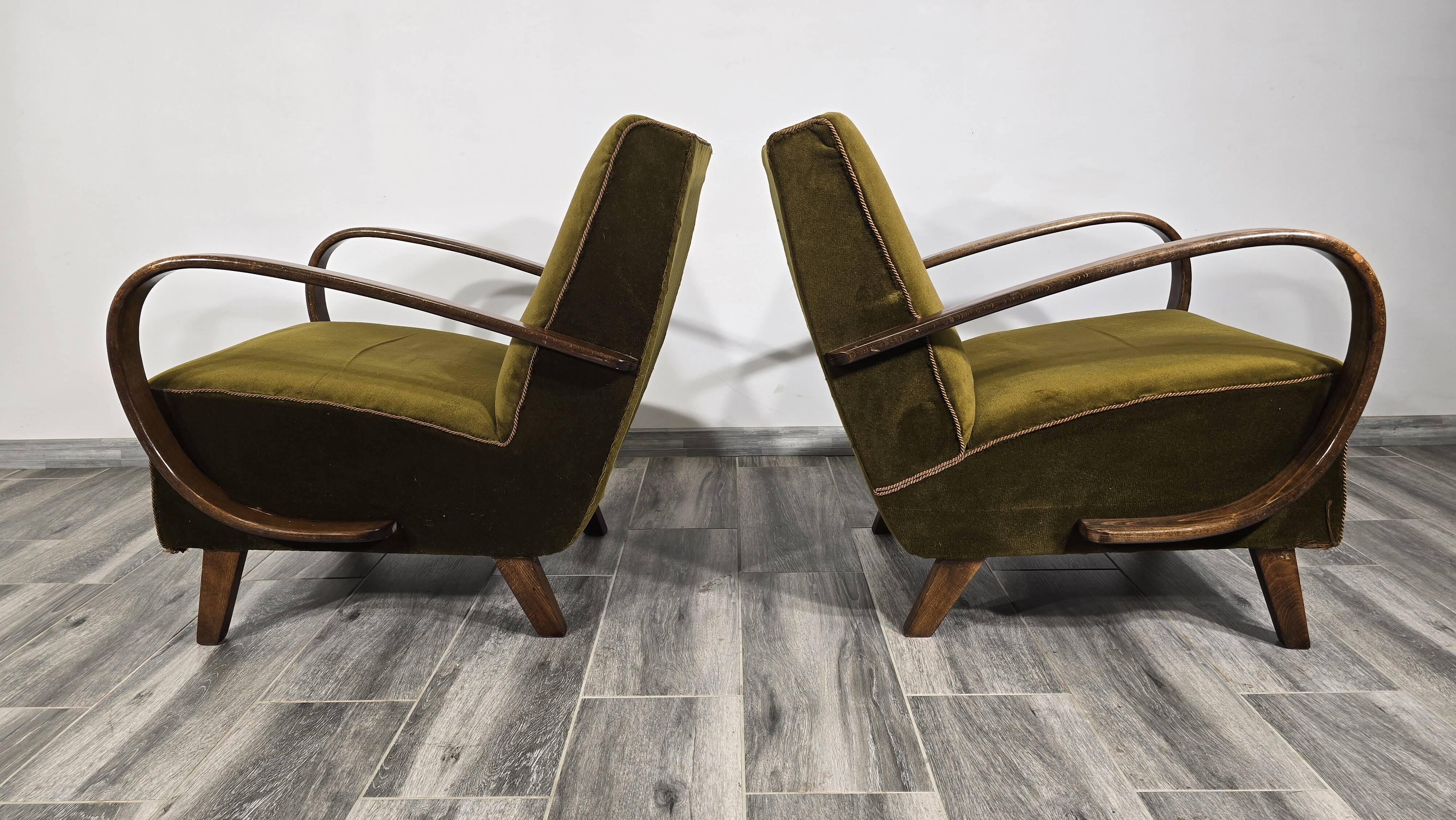 Fauteuils de Jindrich Halabala, années 1940, ensemble de 2