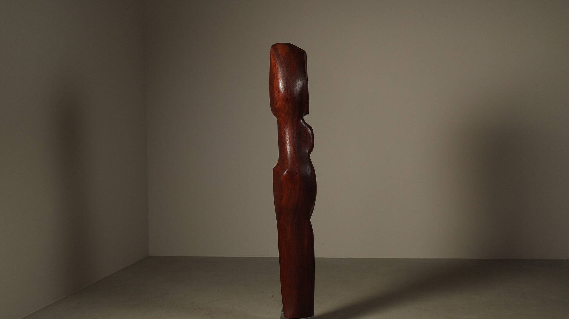 Monumental Afzelia wood sculpture by Begga d’Haese, Belgium, c. 1985