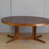 Extendable oval table baumann in elm central foot