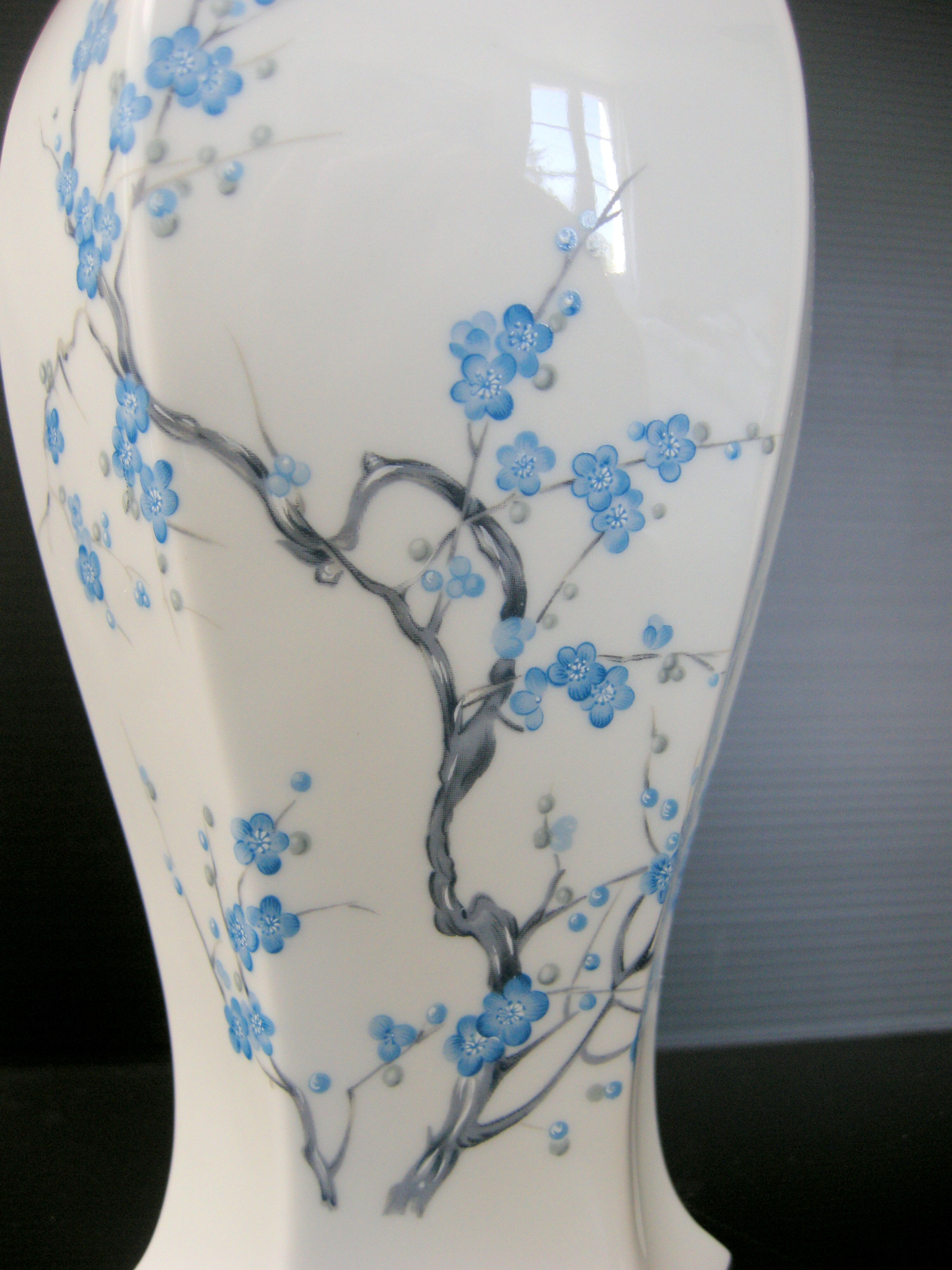 Paire de vases vintage 1960 porcelaine de Limoges
