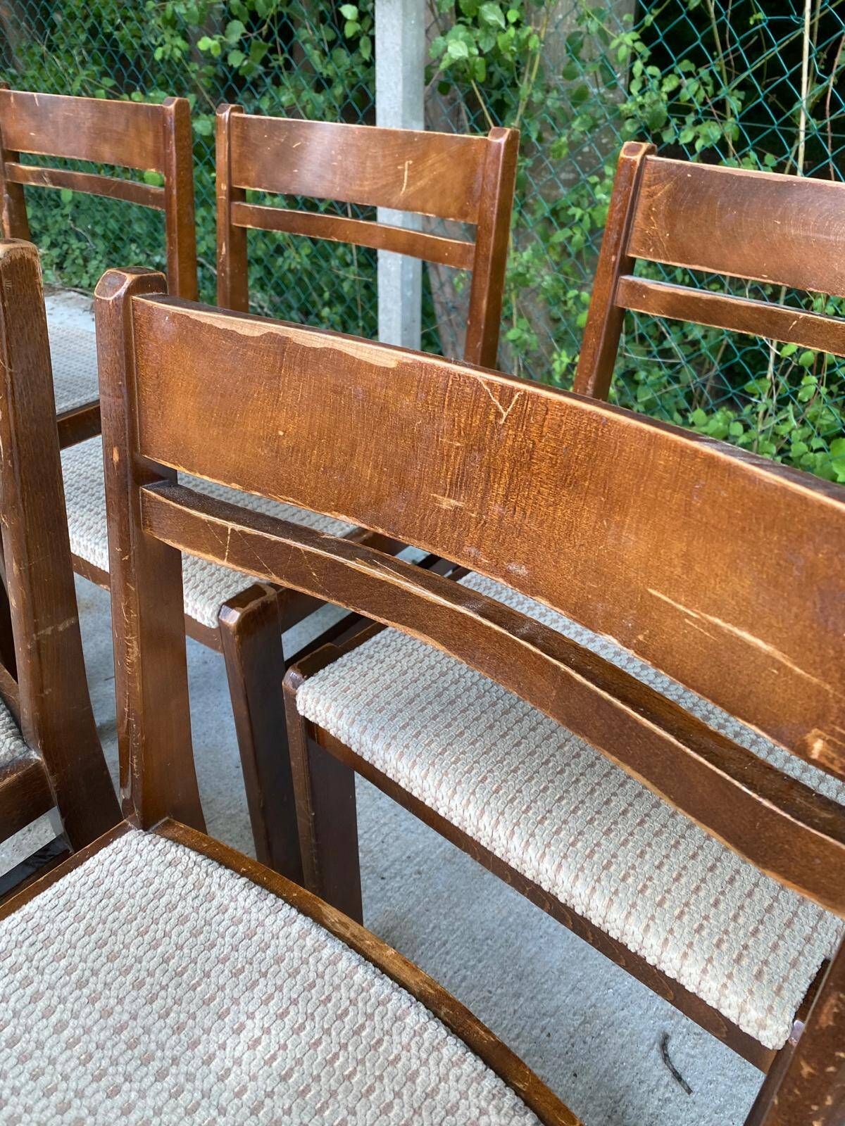 6 Scandinavian Baumann chairs in solid wood and beige fabric.