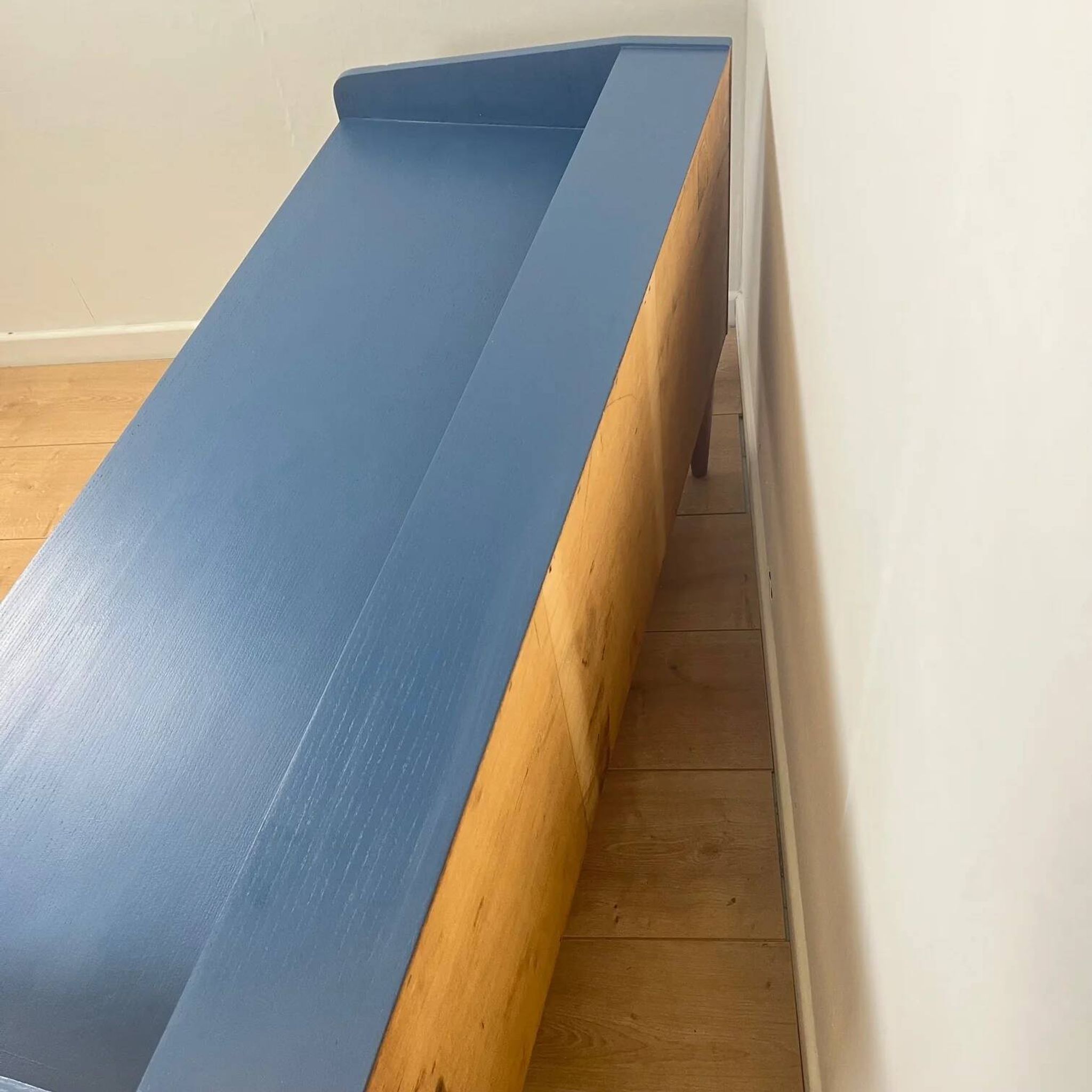 Buffet bas bleu nuit et bois, 1960