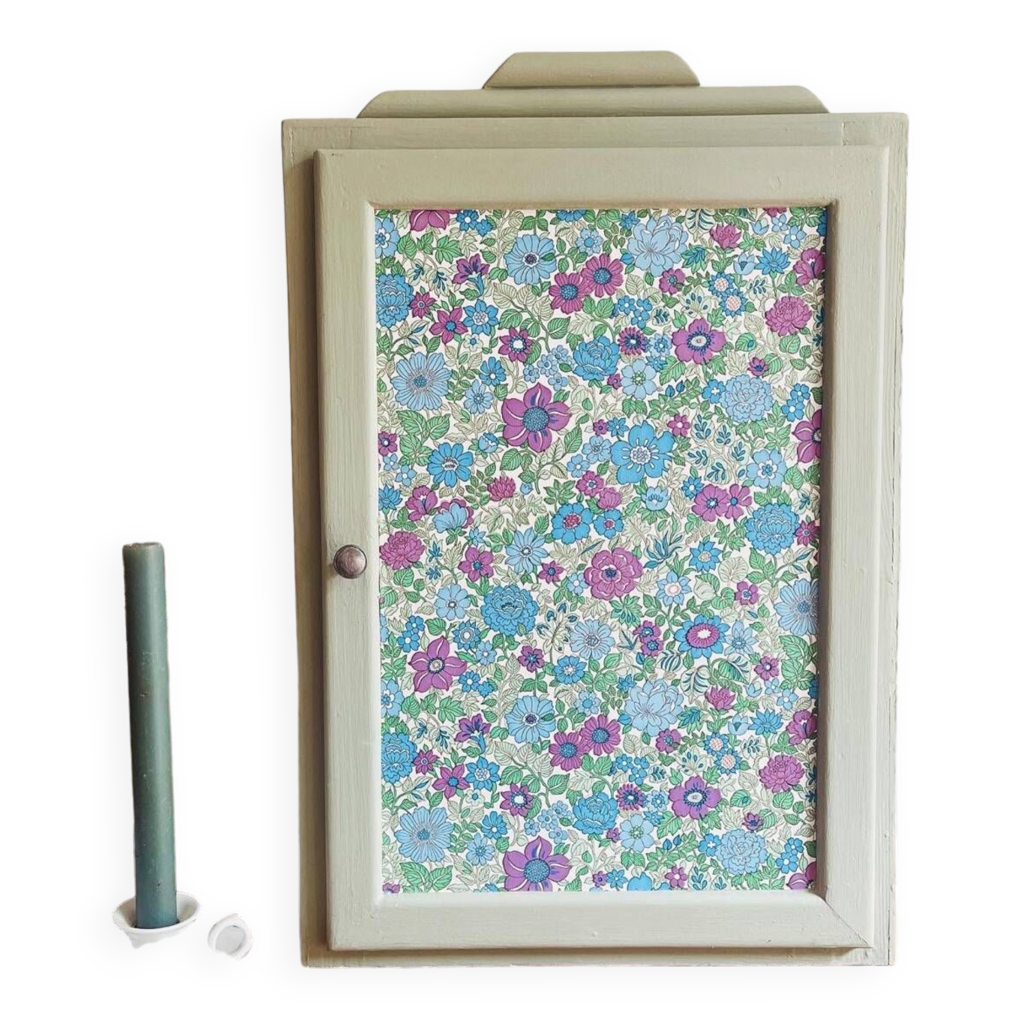 Bathroom cabinet