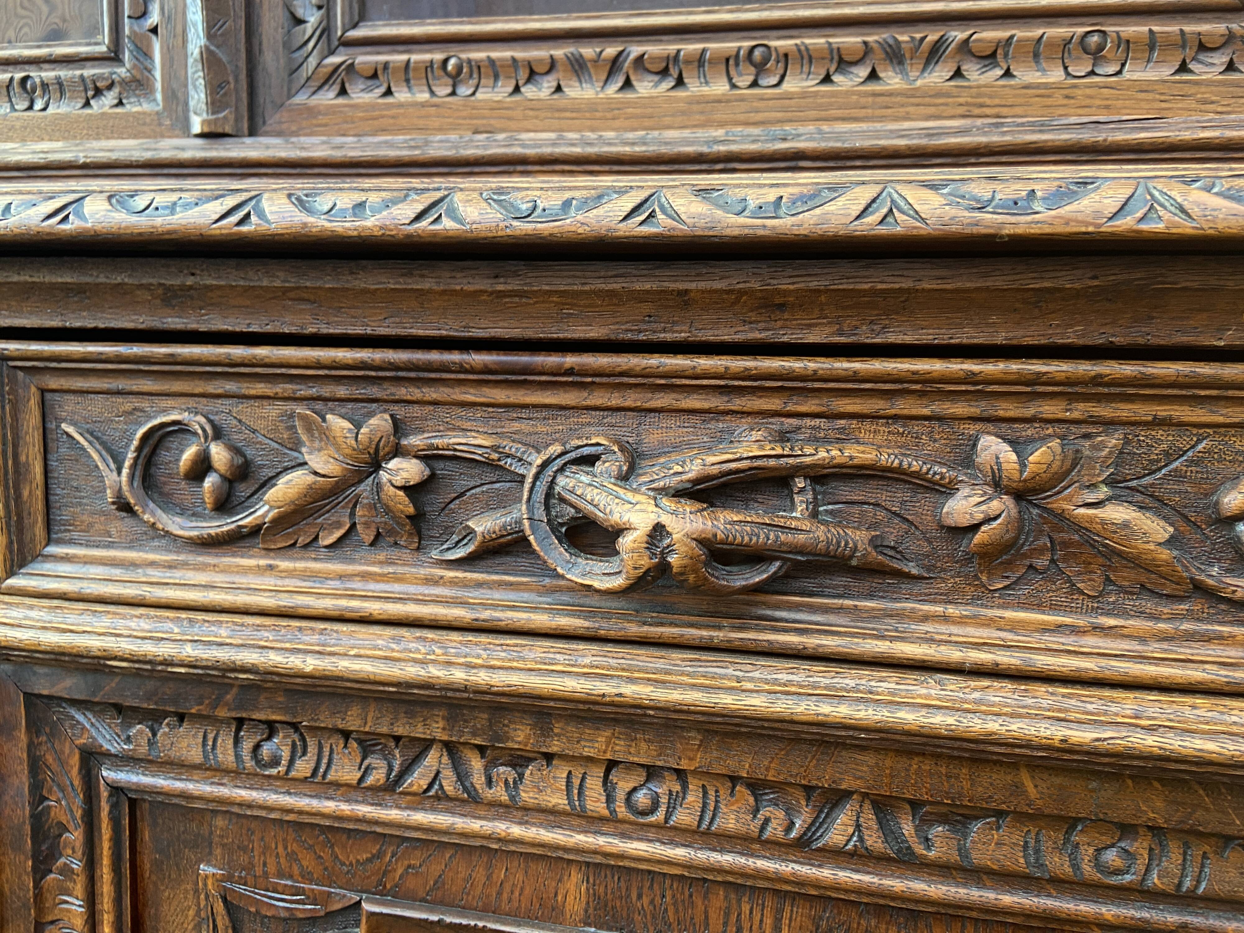 Hunting buffet style Louis XIII Renaissance XXth