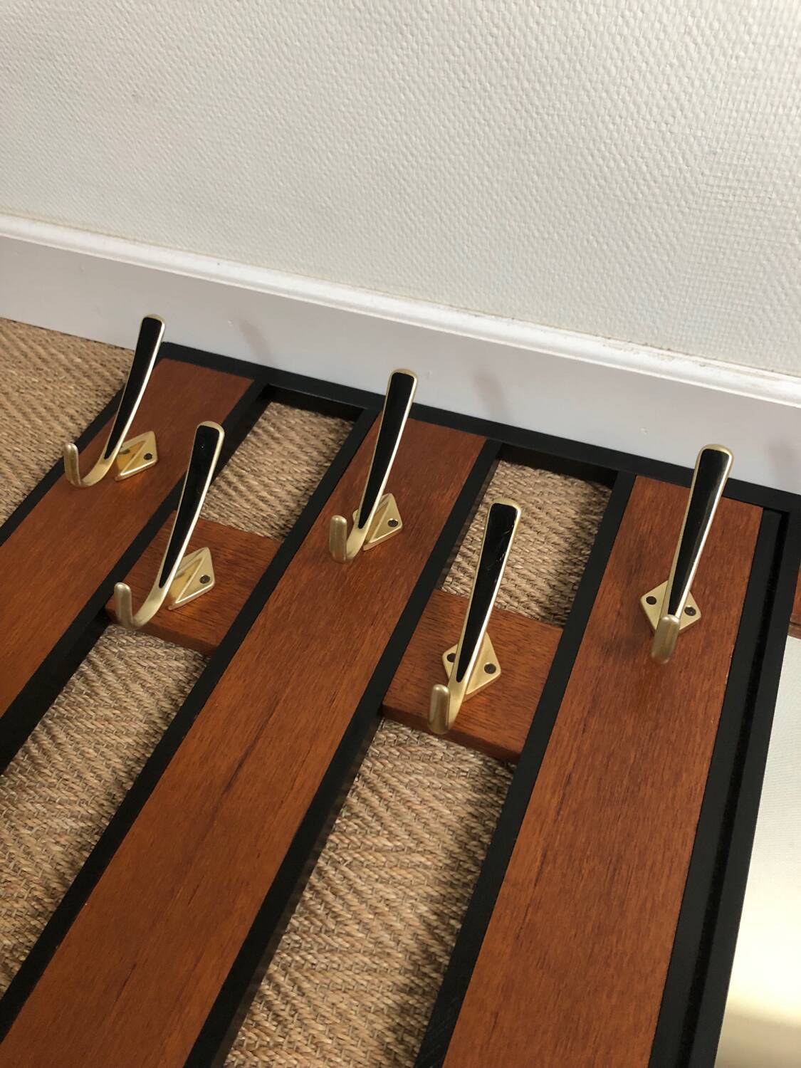 Coat rack / wall-mounted cloakroom