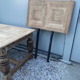 Extendable monastery table