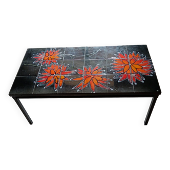 Ceramic coffee table