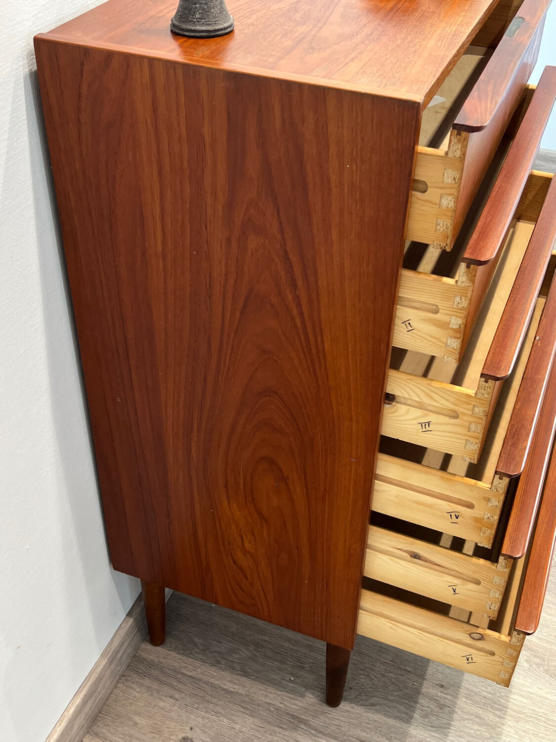 Scandinavian teak chest of drawers, Danish design from the 1950s/60s
