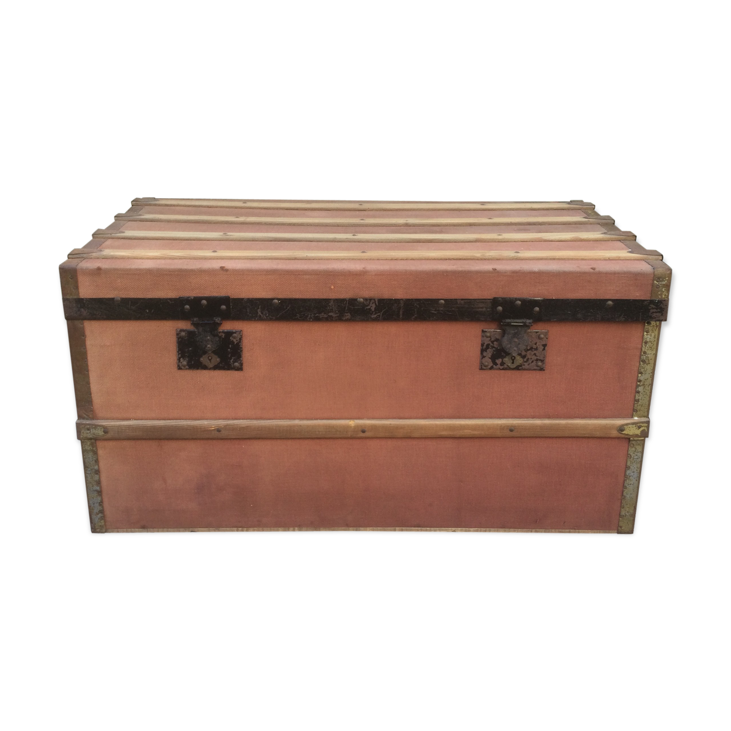 Travel trunk 1900