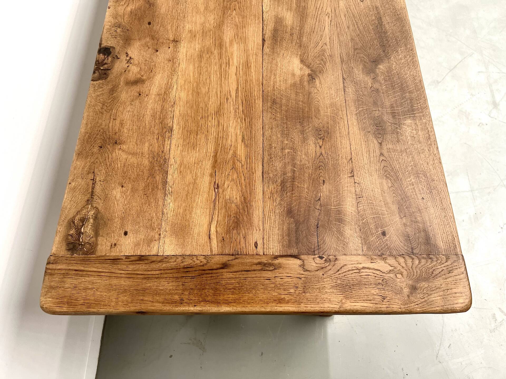 Table de ferme XIXe siècle en chêne et noyer