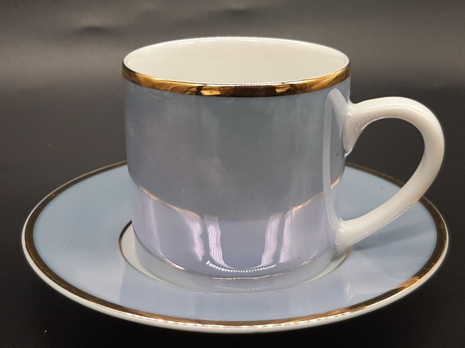 Cups with saucers