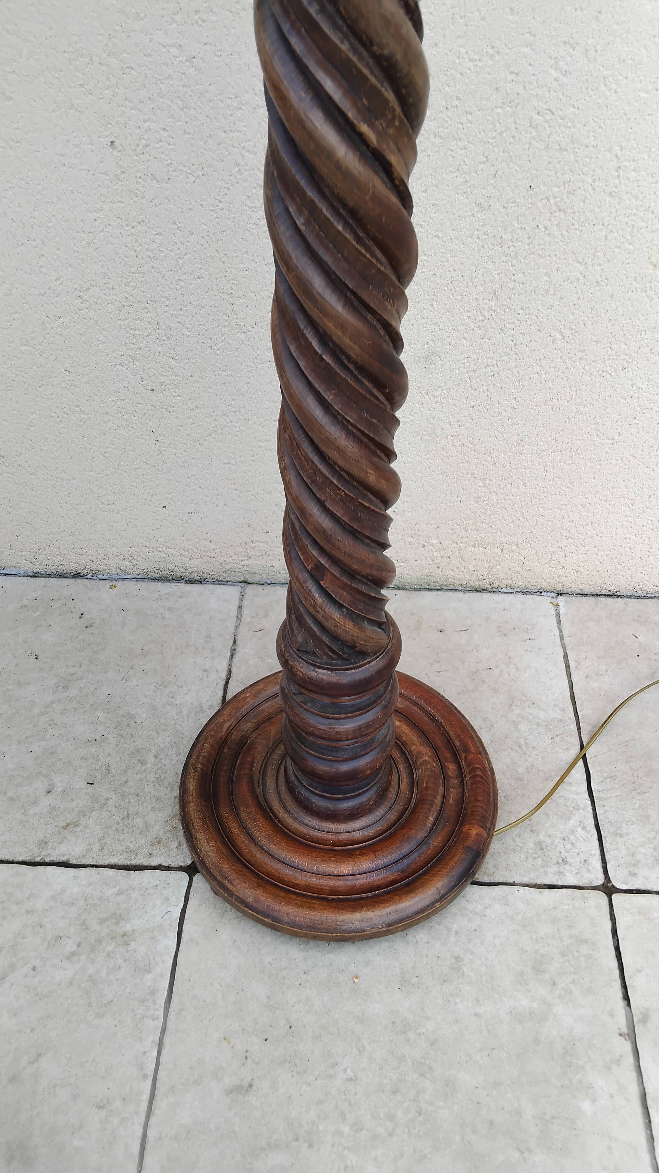 Vintage art deco design floor lamp in the style of Charles Dudouyt