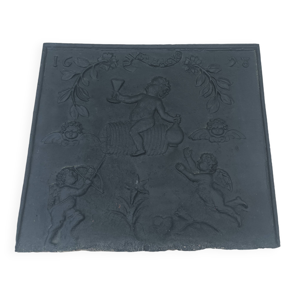 Plaque De Cheminée Ancienne En Fonte - Décor D'angelots - XIXème Siècle