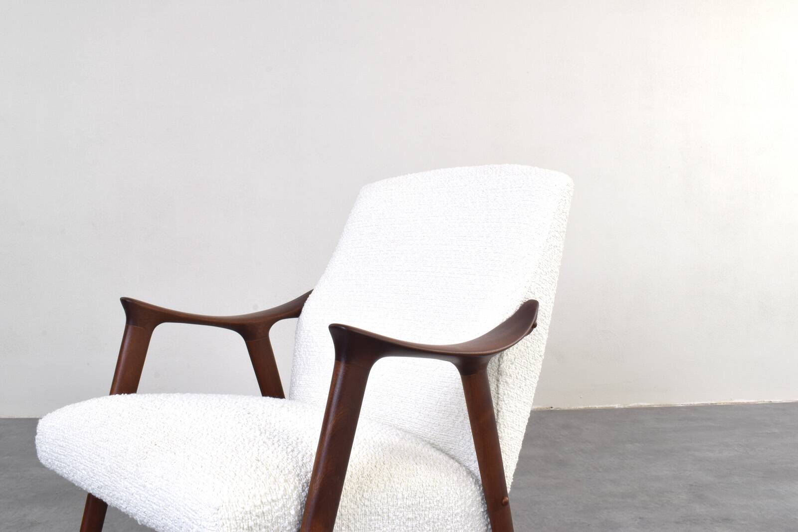 Mid-Century „Tenor” Teak & Boucle Armchair from Møre Lenestolfabrikk, 1960s